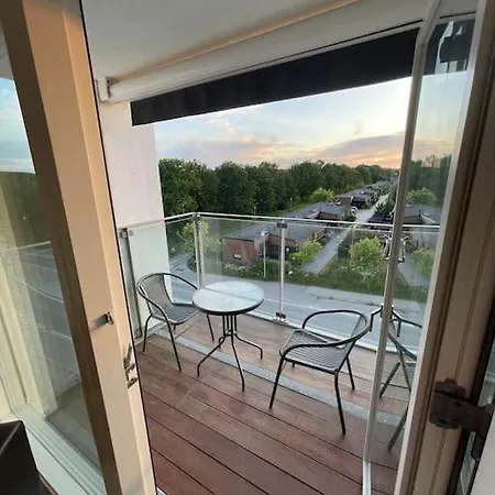 Apartment Og Rolig Med Gratis Parkering
