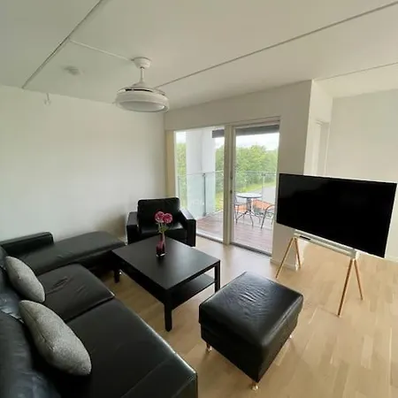 Og Rolig Med Gratis Parkering Appartement